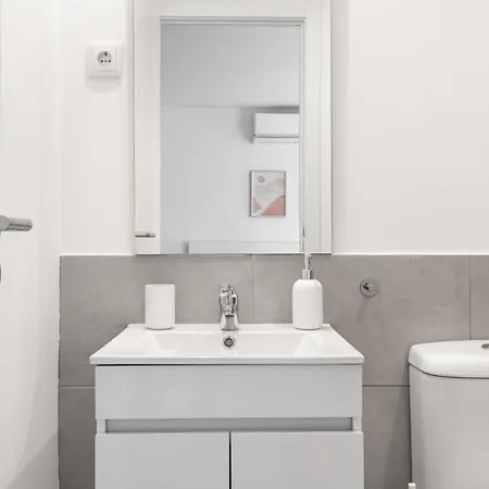 Altido Stylish 2-level Flats Near Ajuda Palace Apartment *