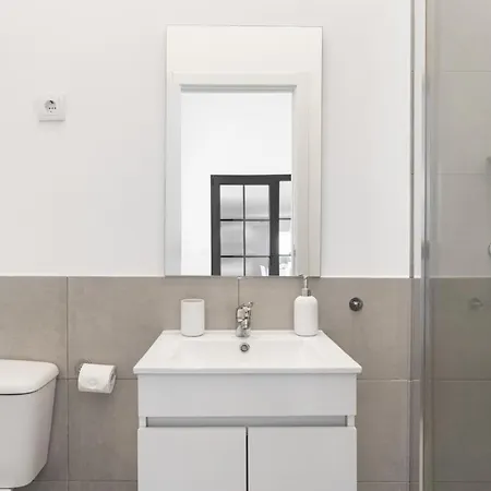 Altido Stylish 2-level Flats Near Ajuda Palace Lisbon