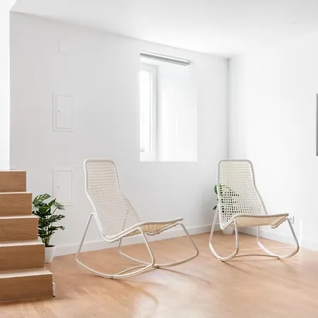Altido Stylish 2-level Flats Near Ajuda Palace *