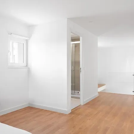 Altido Stylish 2-level Flats Near Ajuda Palace Lisboa