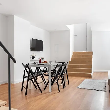 Altido Stylish 2-level Flats Near Ajuda Palace * Lisboa